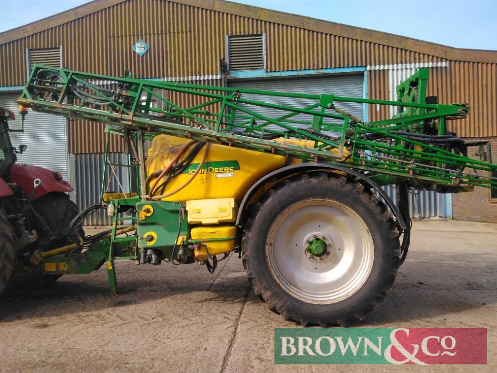 John Deere 732 Trailed Sprayer