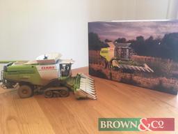 New Claas Lexion 760 Conspeed 1:32 scale model. Collection from any Brown & Co office