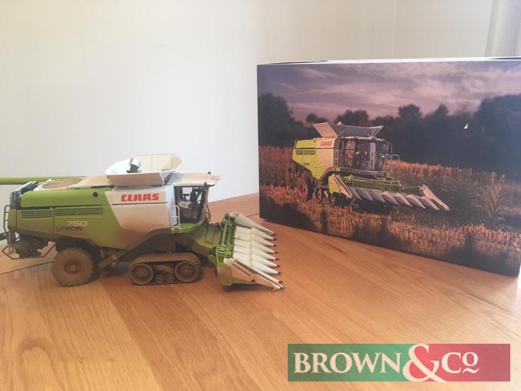 New Claas Lexion 760 Conspeed 1:32 scale model. Collection from any Brown & Co office