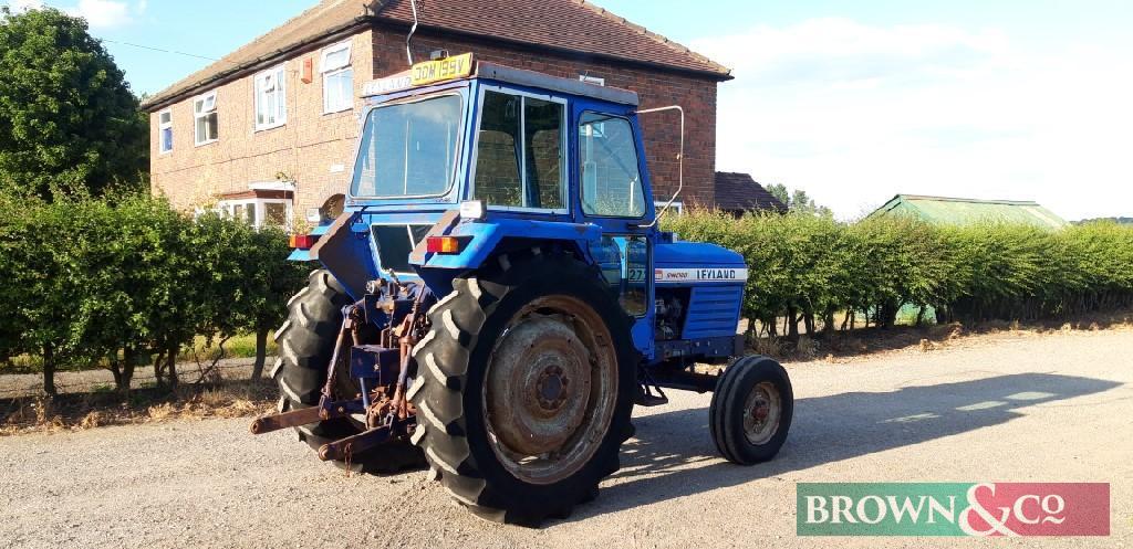 Leyland 272 Synchro 2WD Tractor