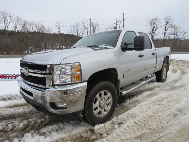 2012 CHEVY SILVERADO LT 2500 HD Z71 DIESEL 4X4 256061 MILES