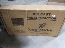OLIVER INDUSTRIAL 1850 DIE CAST PEDAL TRACTOR SCALE MODEL DYERSVILLE IOWA IN BOX