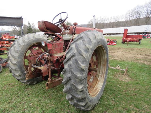 MCCORMICK FARMALL 460 TRACTOR, 540 PTO 1 SET