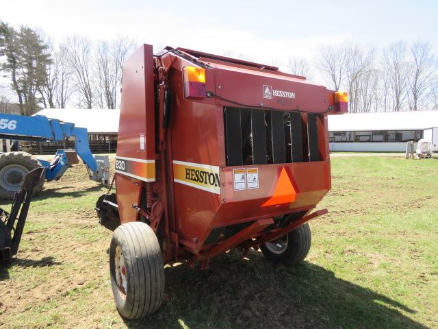 HESSTON 830 ROUND BALER VERY NICE ELECTRIC TIE