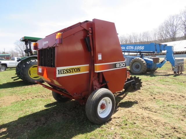 HESSTON 830 ROUND BALER VERY NICE ELECTRIC TIE