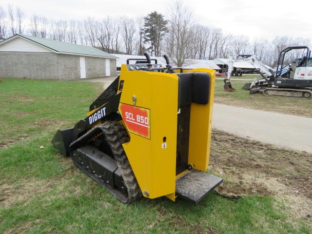 DIGGIT MINI EXCAVATOR MODEL #SCL850