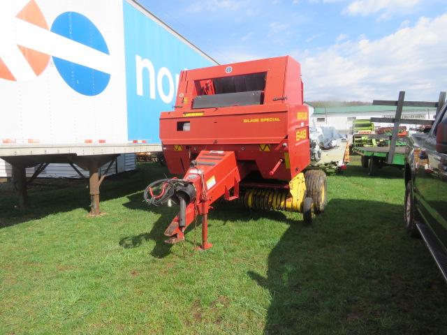 NEW HOLLAND 648 ROUND BALER SILAGE SPECIAL