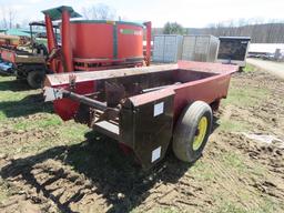 PEQUEA 80P MANURE SPREADER