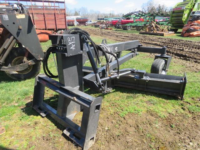 GRADER ATTACHMENT FOR A SKIDSTEER