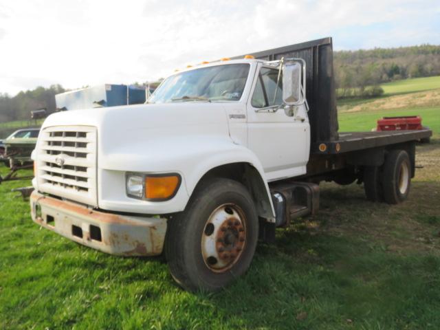 1998 FORD F700 16FT FLATBED TRUCK -99,530 MILES