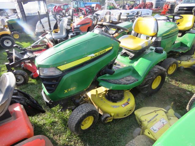 JOHN DEERE X350 LAWN MOWER WITH ACCEL 42 DEEP DECK