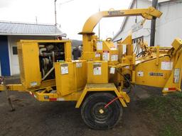 BANDIT MODEL 200XP CHIPPER WITH PINTLE HITCH