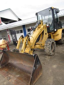 CAT 908 PAYLOADER - P# CAT00908TTAR01360, RUNS