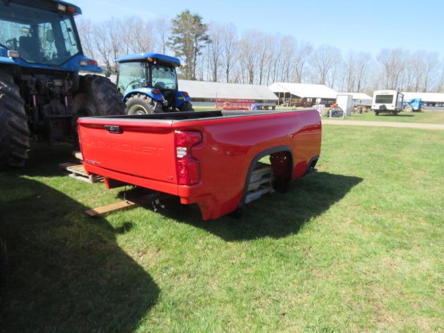 NEW CHEVY SILVERADO 8FT TRUCK BOX