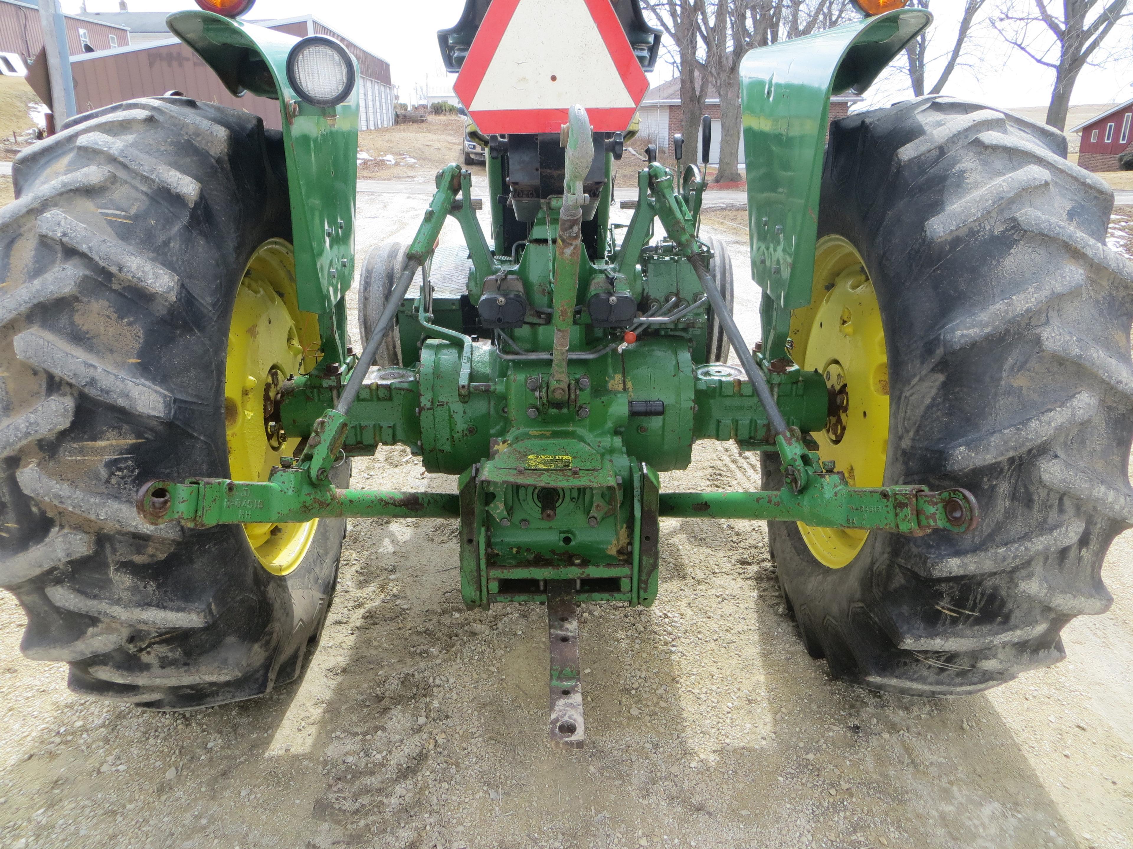 85' JD 2950 tractor