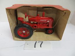 Farmall H, 1986 2nd Canadian Toy Show/ 1st Edition