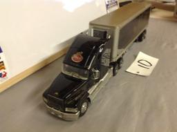 Mack Semi E-9 500 w/reifer trailer Franklin Mint