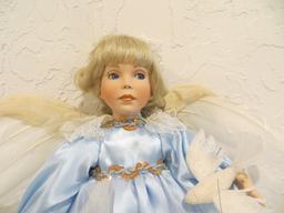 Heritage Siganture Collection 80025 2005 Angel Porcelain Doll