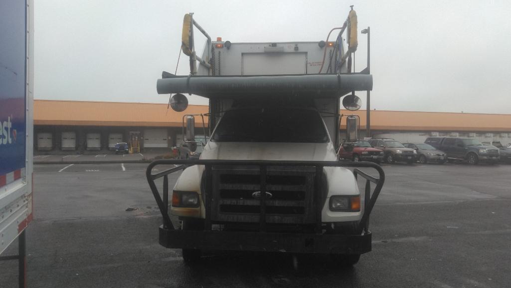 2006 Ford F-650 Provisioning Truck