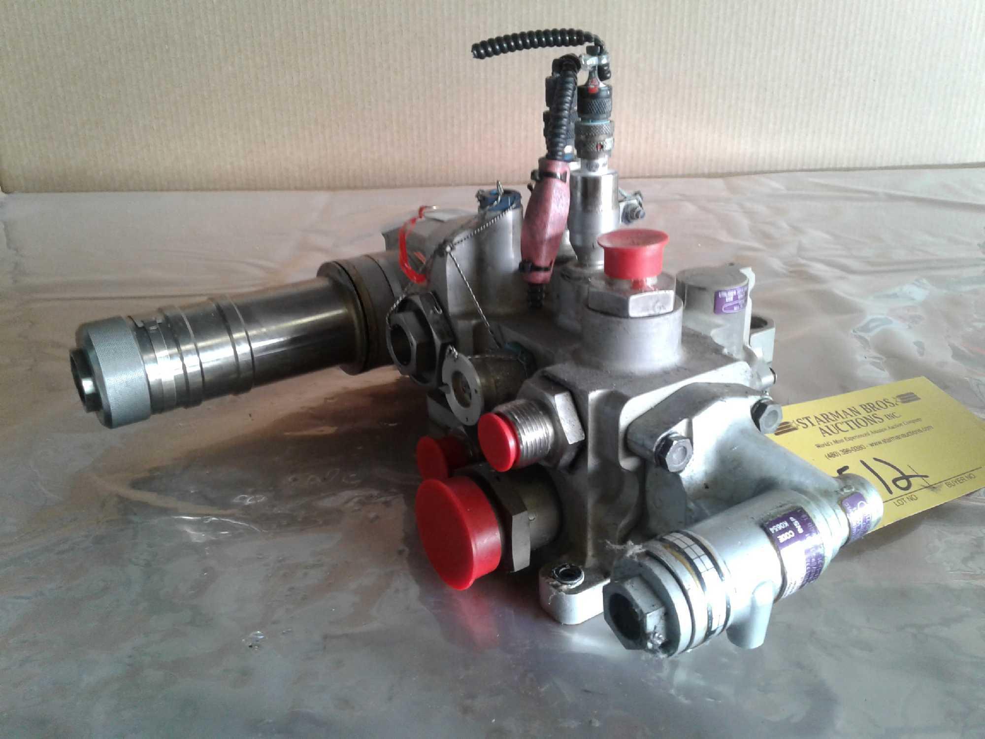 A320 MANIFOLD (1) D2907017200000 & FILTER/VALVE (1) QA06304