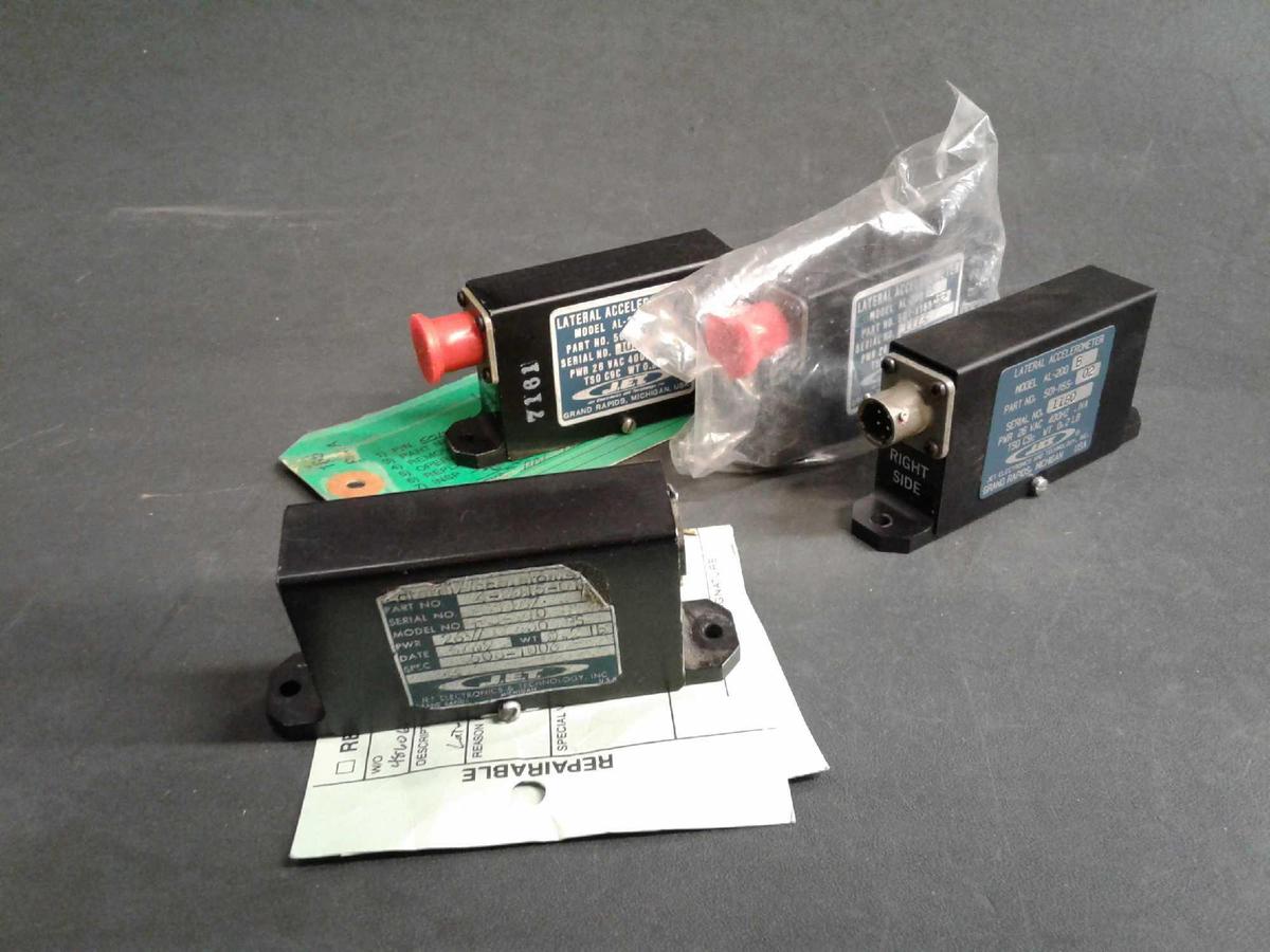 JET AL-200B LATERAL ACCELEROMETERS 501-1155-02 (2 APPEAR NEW/NO PW) & 4-8015-01 (NEEDS REPAIR)