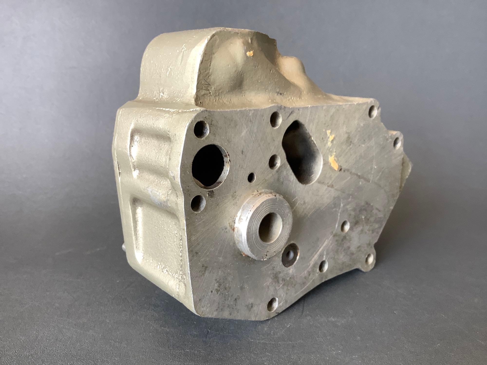 CONTINENTAL E185/225 CAM GEAR & CONT OIL PUMP HOUSINGS