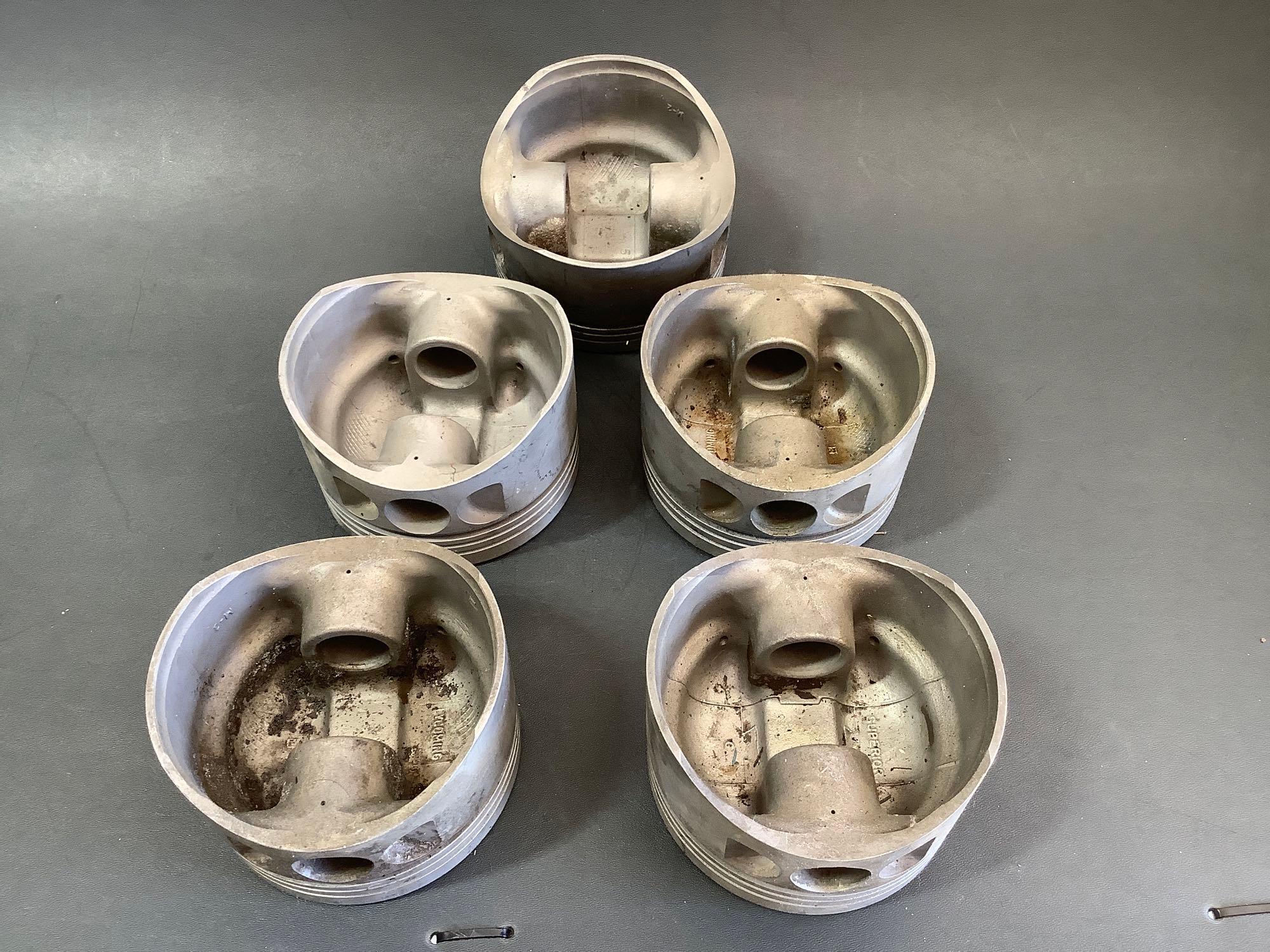 EXHAUST, PISTONS & LYCOMING INTAKE TUBES