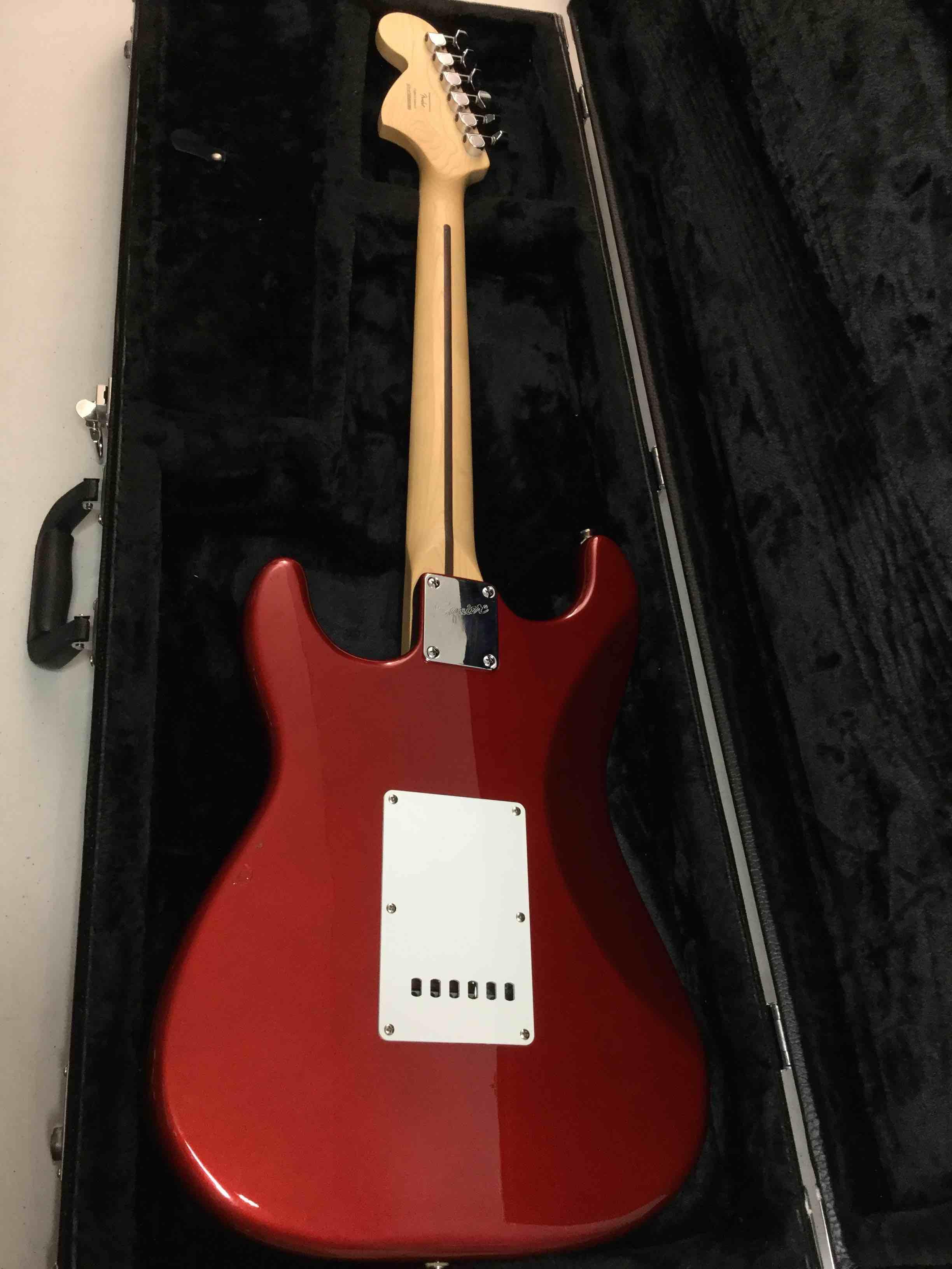 Fender Squier Strat Solid-Body Electric Guitar (141233740) with case