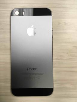 Apple iPhone 5s 32GB Smartphone - Space Gray