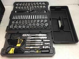 DEWALT Mechanics Tool Set (226-Piece) with TOUGHSYSTEM 22 in. Medium Tool Box