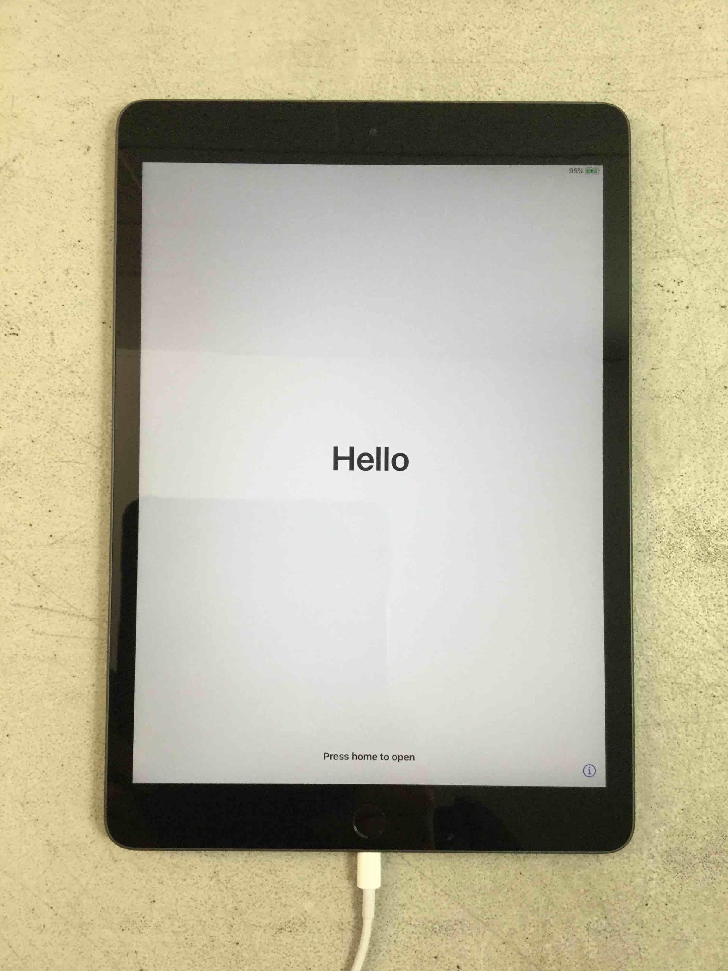 Apple iPad (10.2-inch, Wi-Fi, 32GB) - Space Gray
