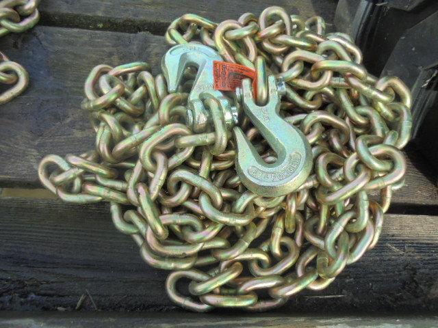 3/8" x 20" Heavy Duty Grade 70 Chain w/ Hooks