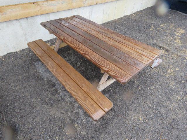 #187 Picnic Table