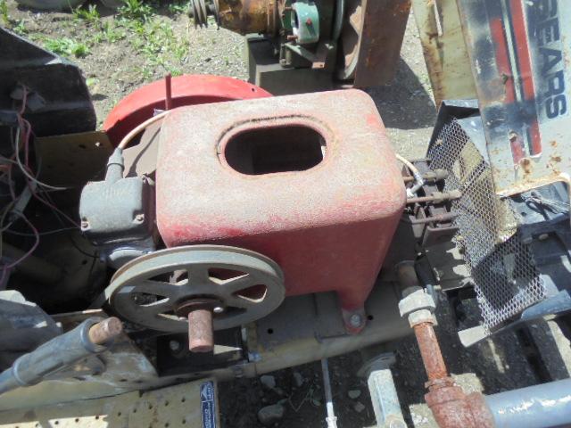 Sears Garden Tractor w/ IH Hit & Miss Engine