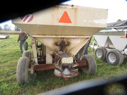 Tyler, TA, Single Spinner Fertilizer Spreader