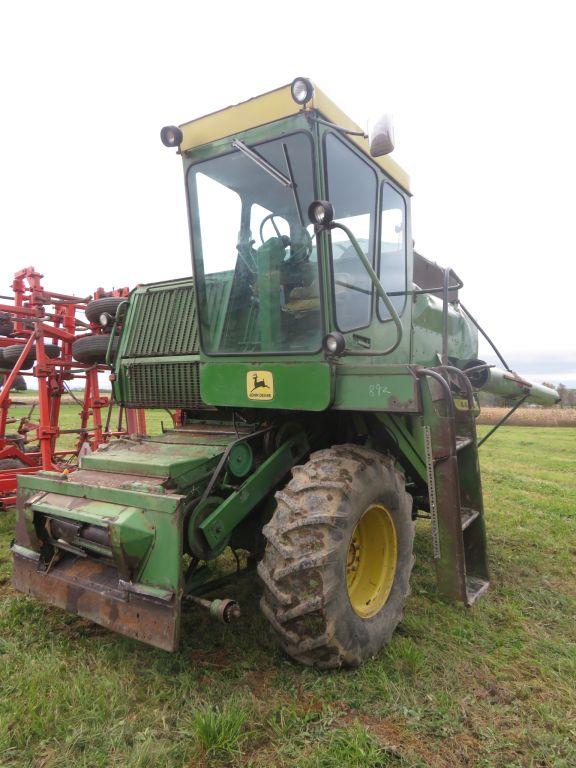 JD 4400 2WD Combine - Good Tires