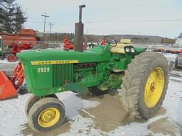 John Deere 2520 Diesel, Narrow Front, Syncro Transmission, Side Console, Re