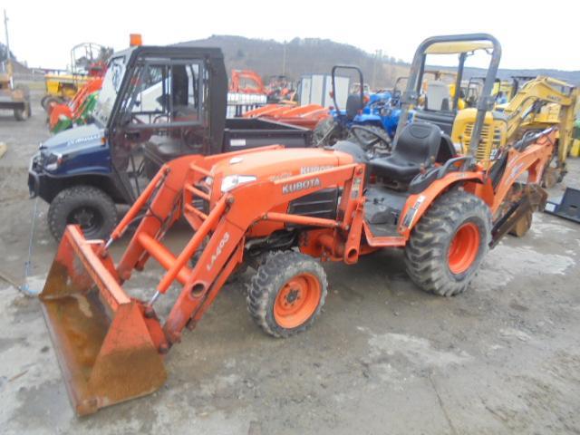 Kubota B2630 w/ LA403 Loader & Woods BH80X Subframe Backhoe, 4wd, Hydro, 13