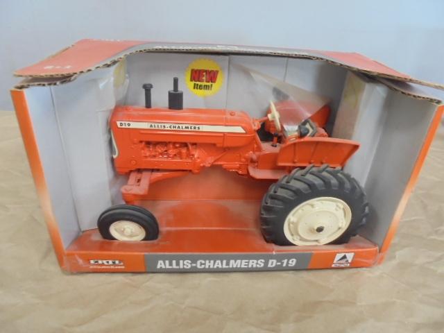 Allis Chalmers D19 High Crop, ERTL 1/16