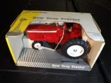 1/16 Surplus Tractor Parts Co Red Tractor