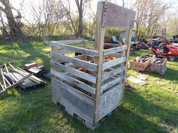 Small Livestock Hauling Crate