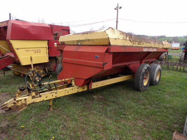 New Holland 308 Tandam Axle Side Slinger Manure Spreader