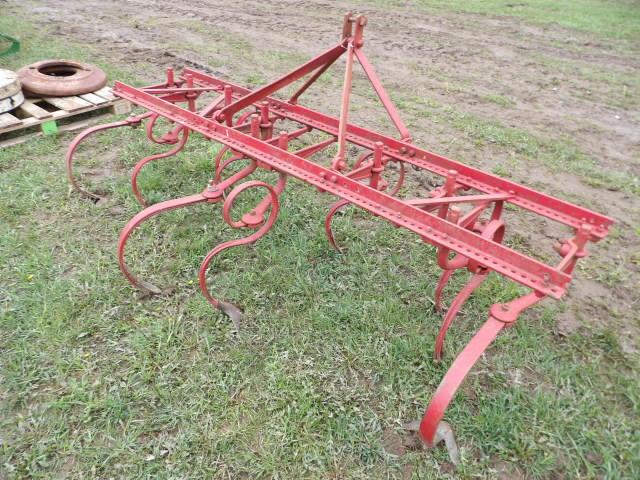 Dearborn 3pt Cultivator