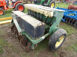 John Deere 187B 3pt No Til Grain Drill w/ Grass Seed, Heavy Concrete Weight