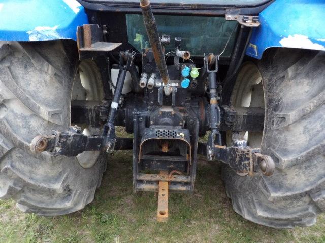 New Holland T5050 4wd Tractor w/ Loader, Deluxe Cab w/ Heat & AC, Power Shu