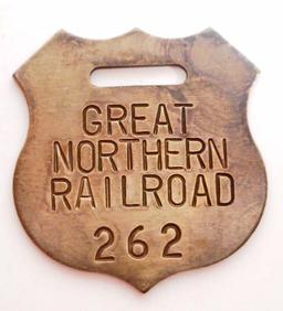 GREAT NORTHERN RAILROAD METAL SHIELD WATCH FOB