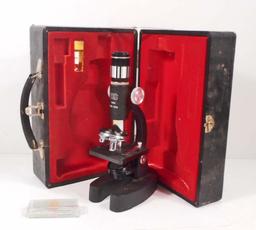 VINTAGE C.O.C. 100X - 750X ZOOM MICROSCOPE IN CASE