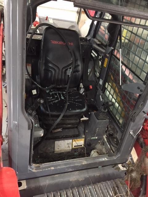 2015 Takeuchi TL8 Track Loader