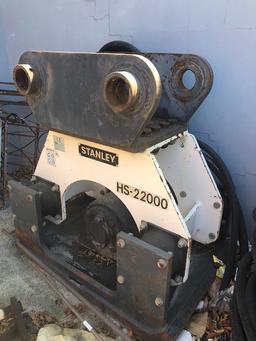 PLATE COMPACTOR STANLEY HS22100