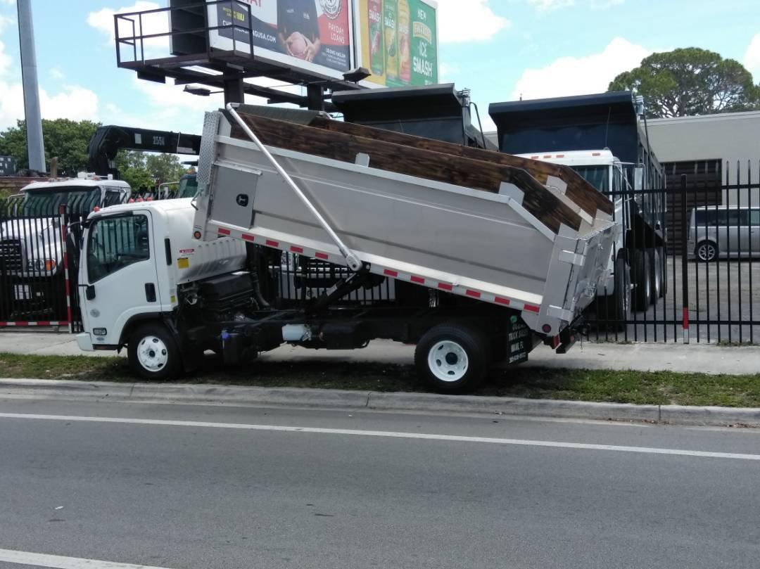 2012 ISUZU NPR DUMP TRUCK